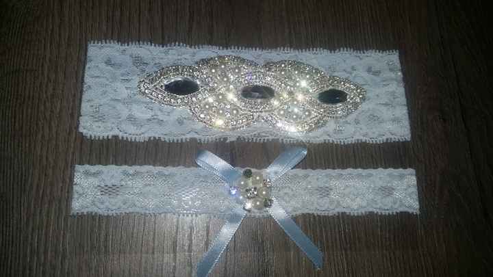 Who is wearing a wedding garter?! - 1