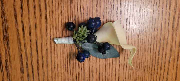 Boutonnieres and Corsages - 1