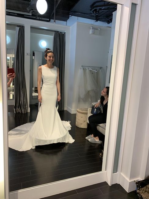 Can the neckline be changed? - 1