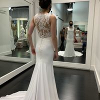 Can the neckline be changed? - 3