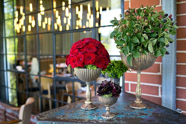 What containers are you using for your centerpieces? 15