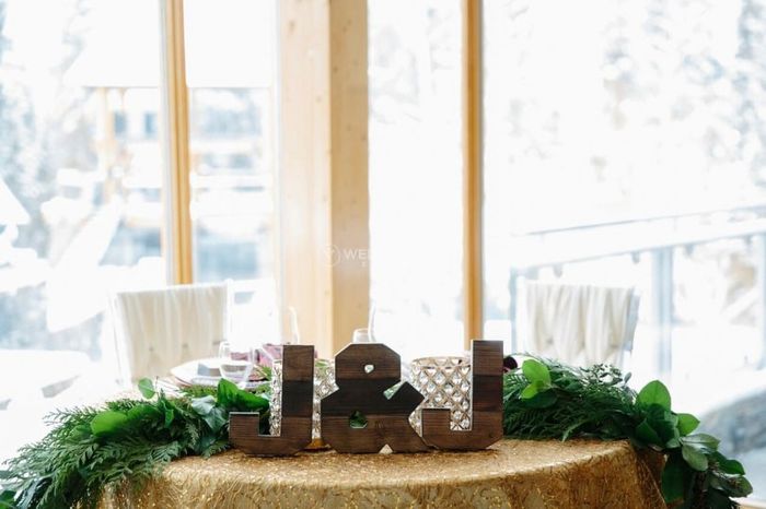 Sweetheart table/decor 3