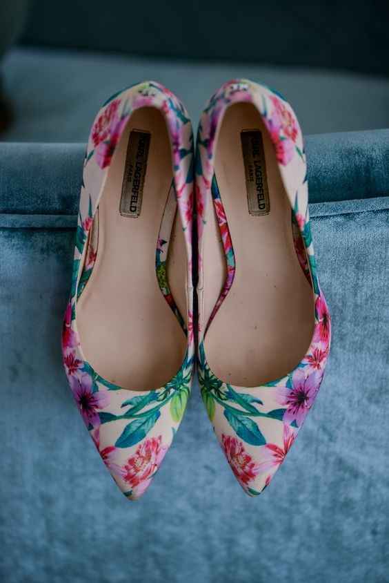 Tropical Heels