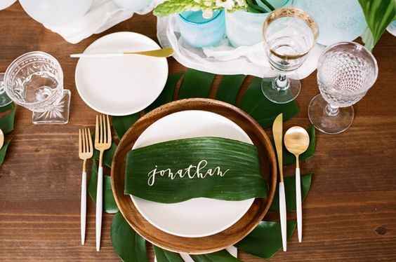 Tropical Palm Leaf Place Card