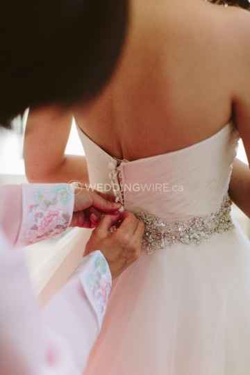 Dress Details - Buttons down the back!