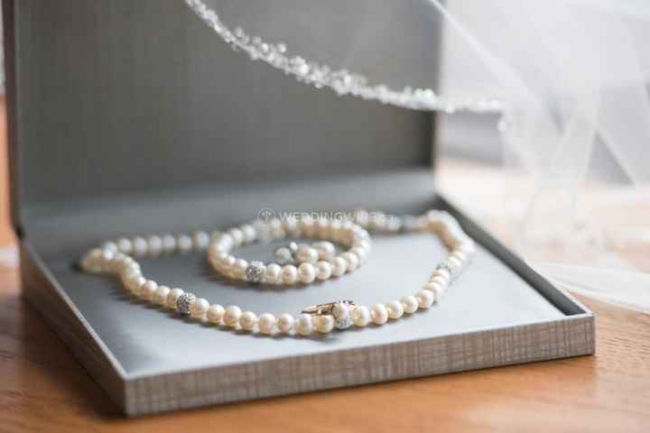 Pearl Jewellery - Bracelet and Necklace