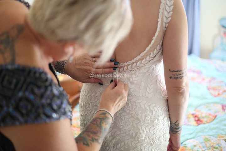 Detailed Lace Embroidered Dress Back with Buttons