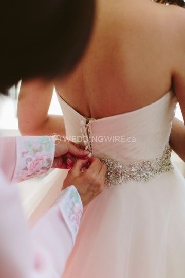 What do you love most about your wedding dress? 2