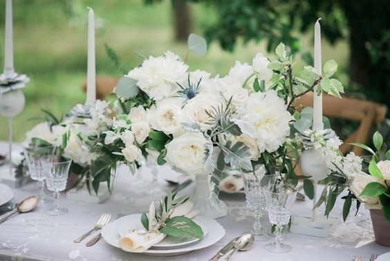 Centrepieces - White or Colourful? 1