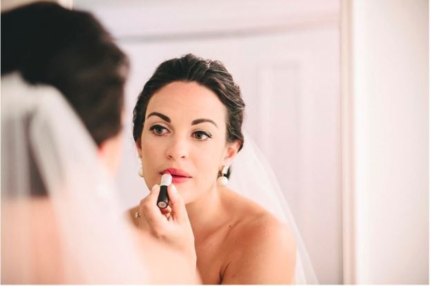 Are you DIYing your wedding day hair and makeup? 1