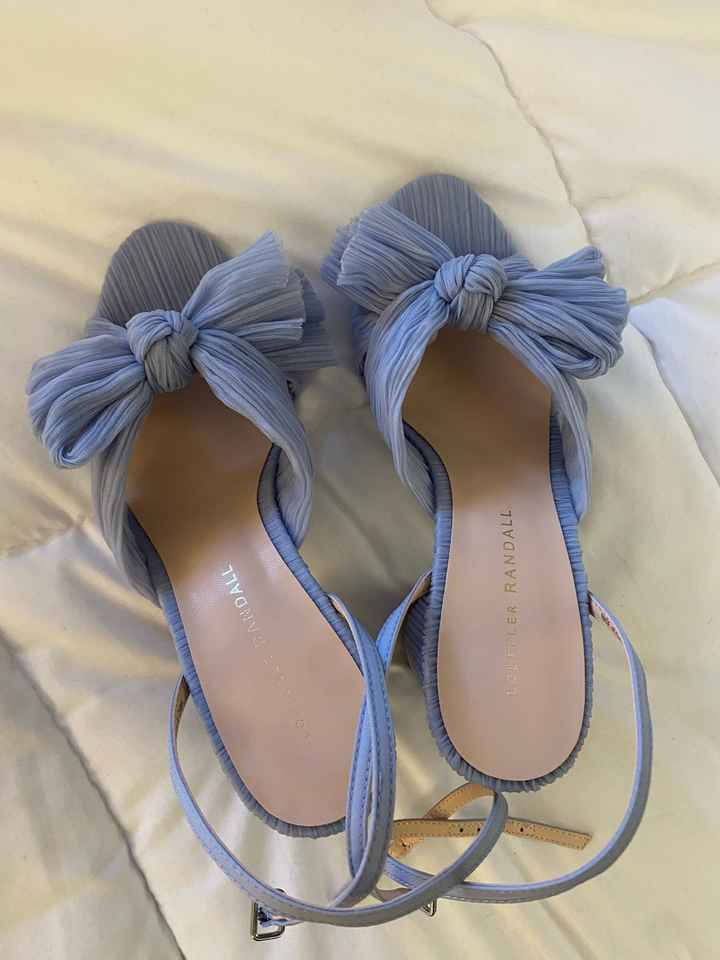 Shoes - White or Colorful?! - 1