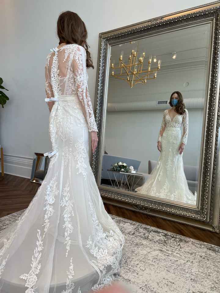 How many dresses did you try on before saying Yes to the dress! - 1