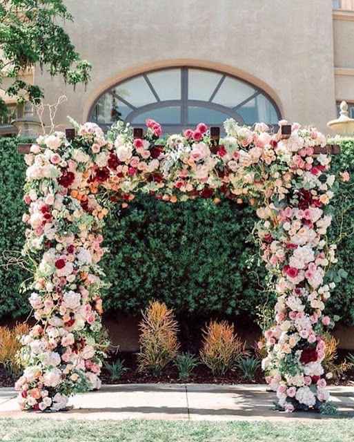 Flowers/decor? Need help! - 1