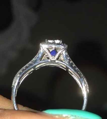 love the sapphires, i think this is what really made me drawn to the ring 