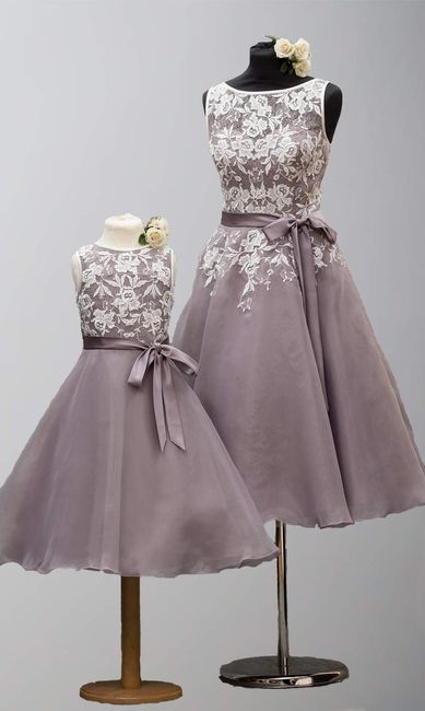 What colour bridesmaids dresses with pink wedding gown 2