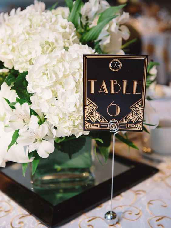 Great Gatsby Centrepieces