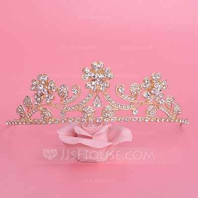 Who is getting married in gold? - 4