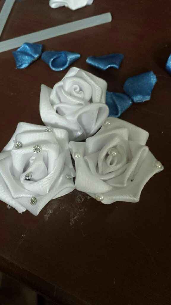 Making all my flowers out of satin! - 1