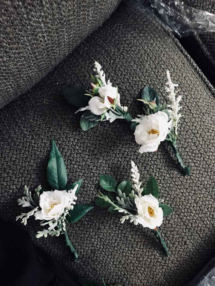 boutonnieres