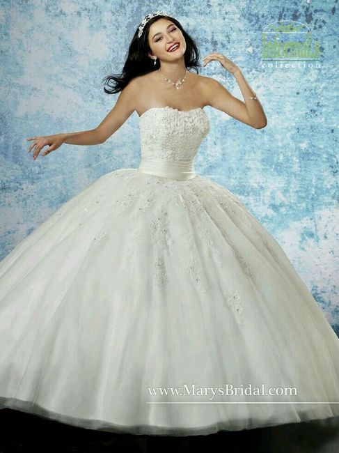 5 dresses for plus size brides - 1