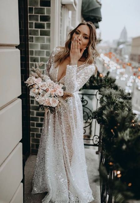 Similar dress style to this one (pronovias constellation)? - 2