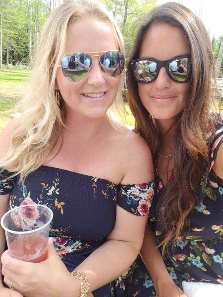 Show off your wedding party! - 1