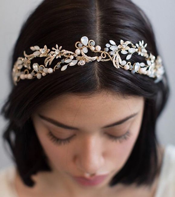 Thoughts on crowns/tiaras? 1