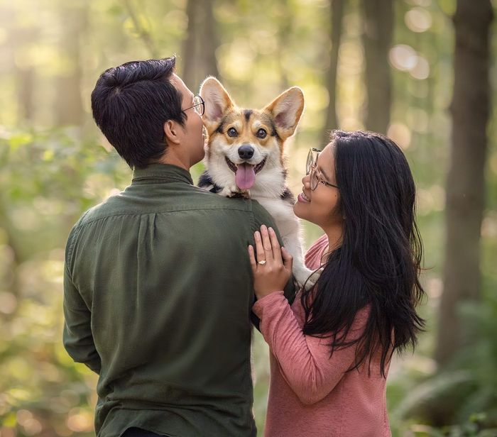 He hijacked our pupper's photoshoot...