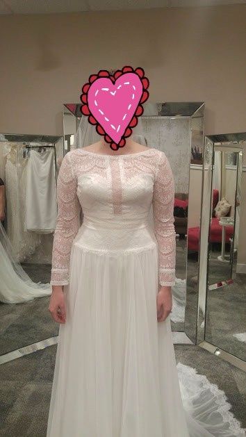 Show off your wedding dress! 17