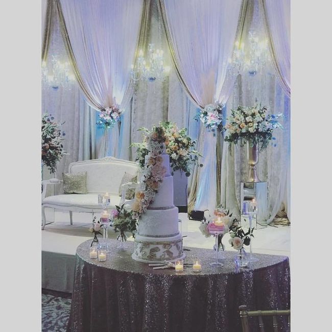 Velvet Rope Floral