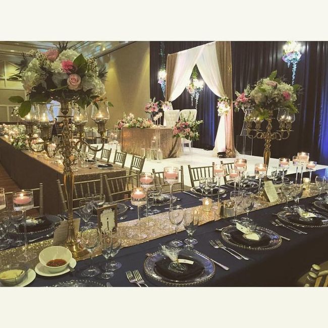 Velvet Rope Floral