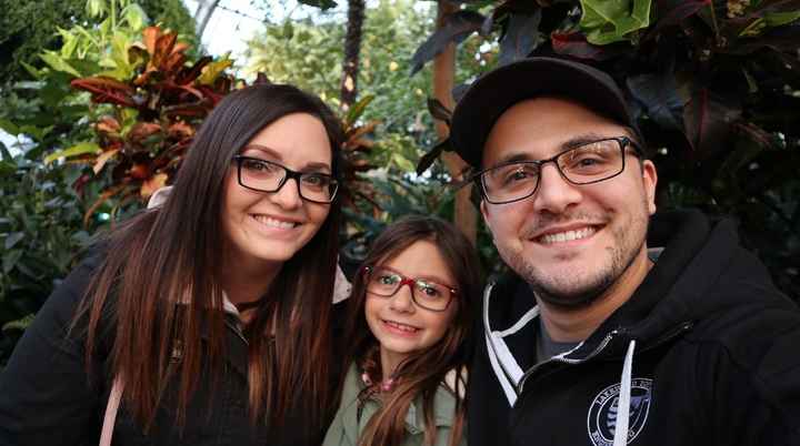 Botanical Garden Family Photo