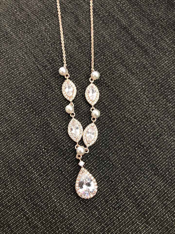Can’t find jewelry. - 1