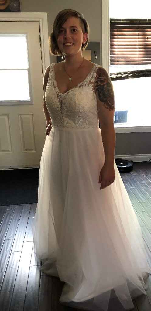 Wedding dress arrived ☺️ - 1