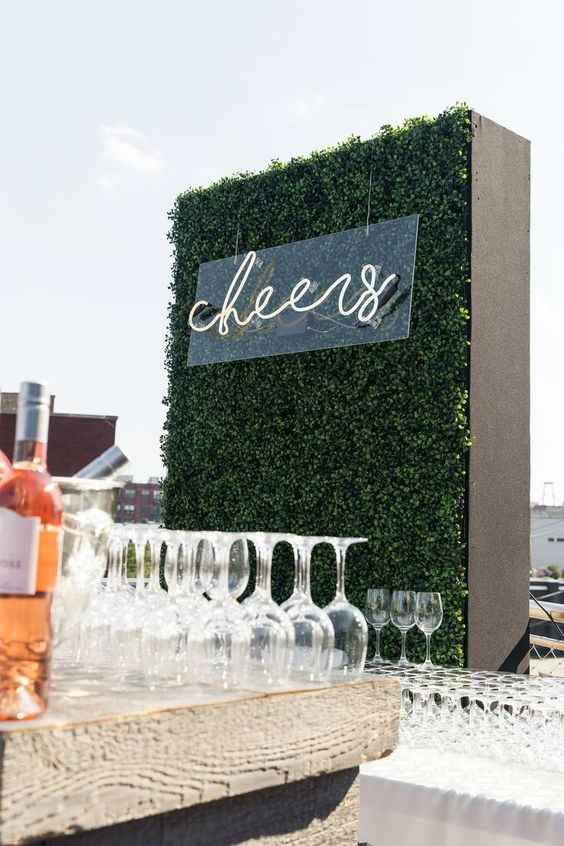 open bar cheers neon light