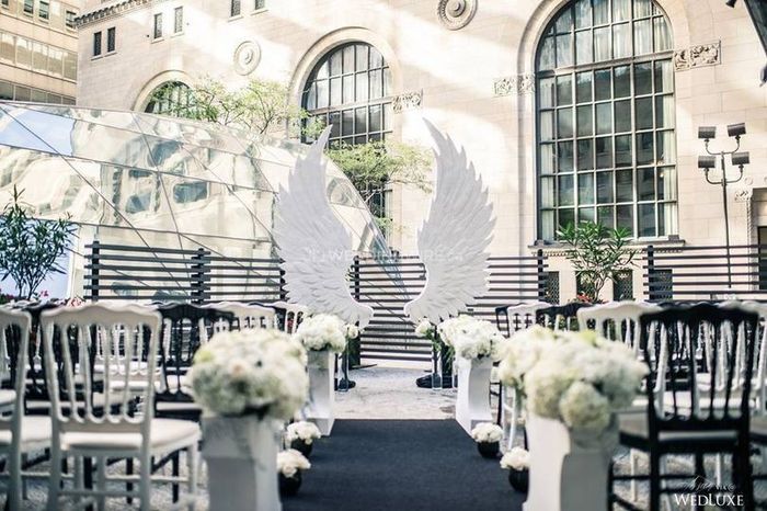 Your Dream Wedding Decor 1