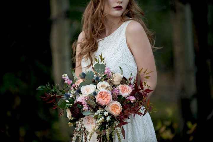 fall bridal bouquet with mixture of green and roses
