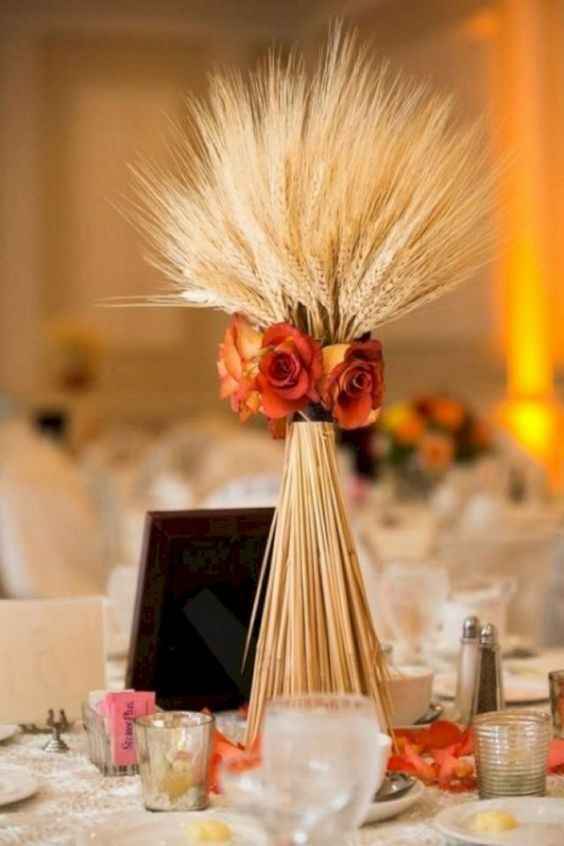 Wheat bundle centerpieces