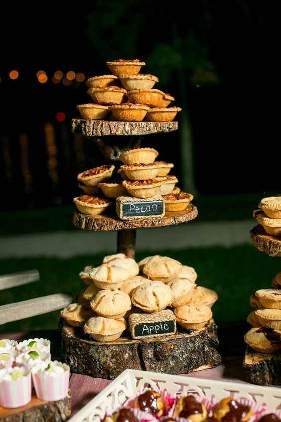 Fall Wedding Dessert mini pies