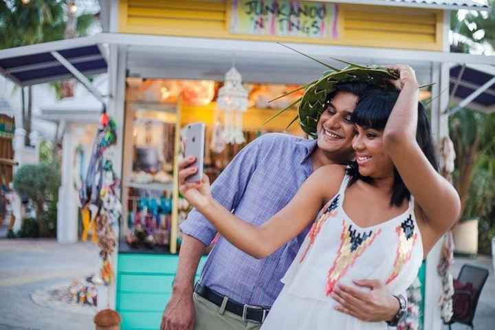 couple on their honeymoon taking a selfie