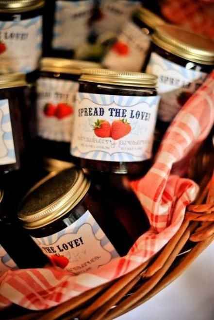 wedding favour jam, spread the love label