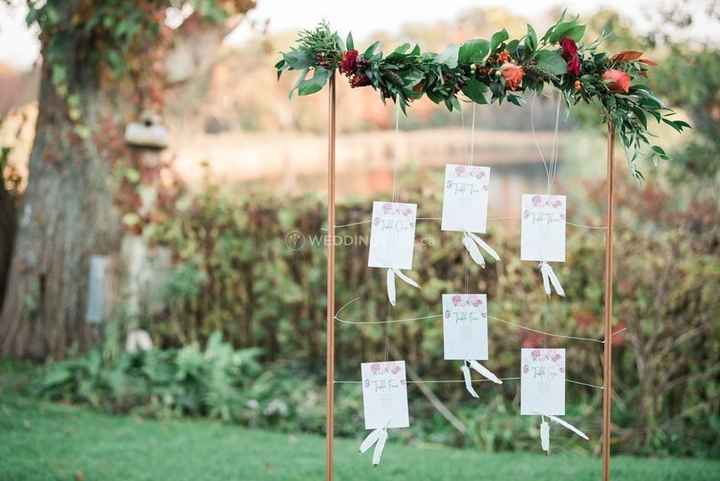 simple seating chart, rustic with geenery 