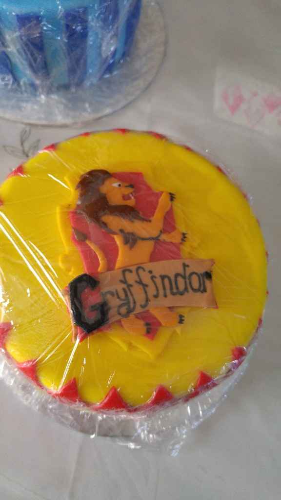 Gryffindor wedding cake