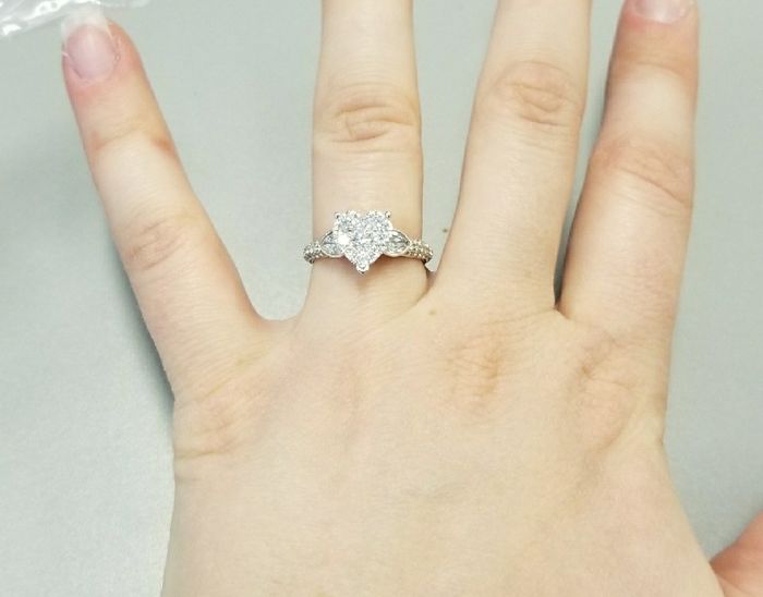 Let’s see those beautiful engagement/wedding rings! 6