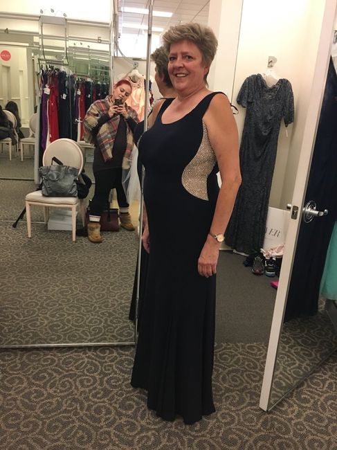 What style of dress will your mom be wearing? - 1