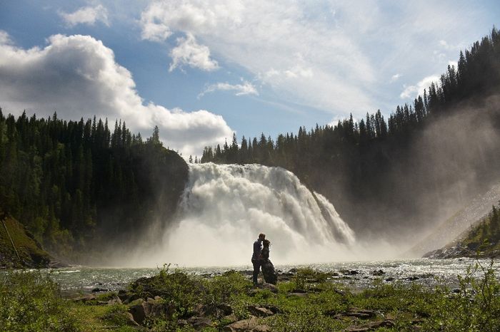 Waterfall Engagement Photos 1