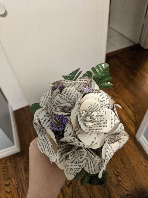 Real, faux, or paper flowers? What kind of flowers are you using? 2