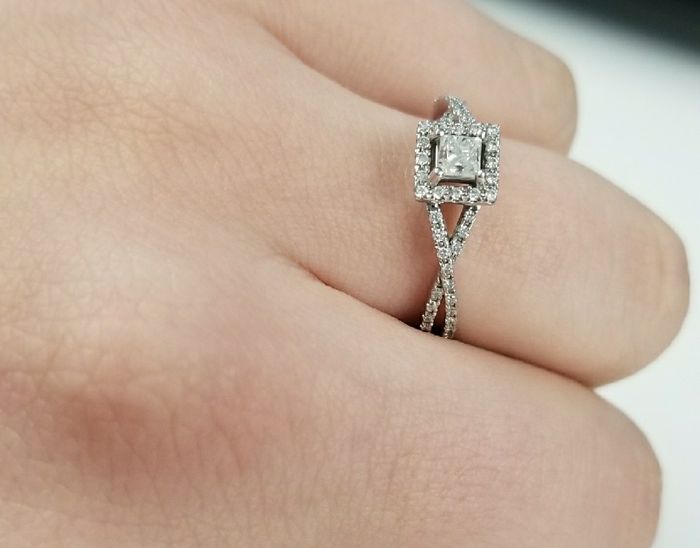 Let’s see those beautiful engagement/wedding rings! 26