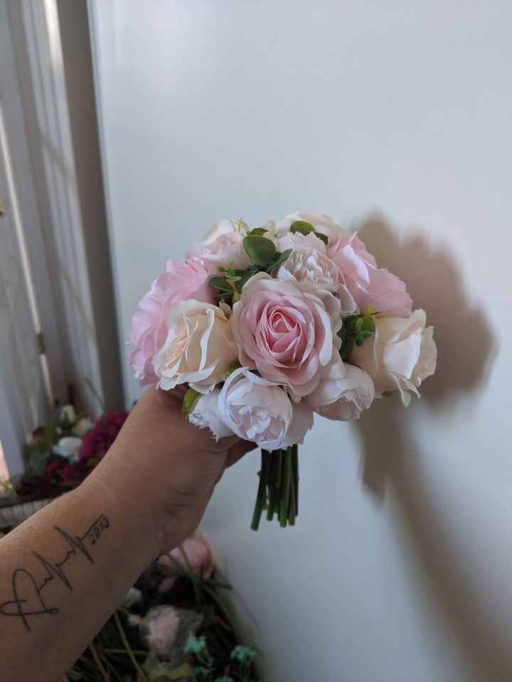 Got my wedding flowers!! - 2