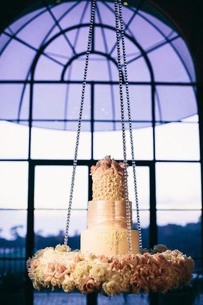 Suspended wedding cake